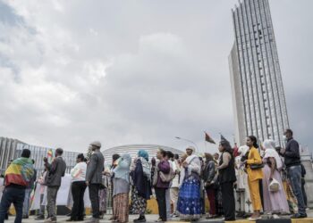 Una protesta de ciudadanos de Tigré residentes en Adís Abeba el 4 de octubre de 2022 contra el recrudecimiento de las hostilidades. Foto: AFP.