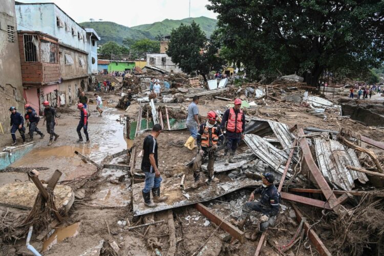 Deslave deja 22 muertos y 52 desaparecidos en Venezuela