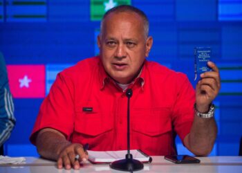 El vicepresidente del PSUV, Diosdado Cabello, ha asegurado que su partido apoya el proceso de diálogo "con quien sea y cuando sea".