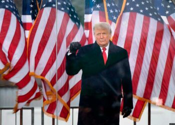 comite_sobre_asalto_al_capitolio_ordena_a_trump_testificar