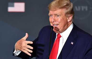 Trump alcanzó un acuerdo con neoyorquinos que denunciaron a sus guardaespaldas.