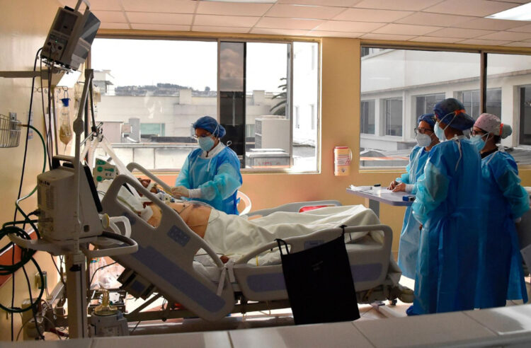 Ecuador supera el millón de casos acumulados de COVID-19