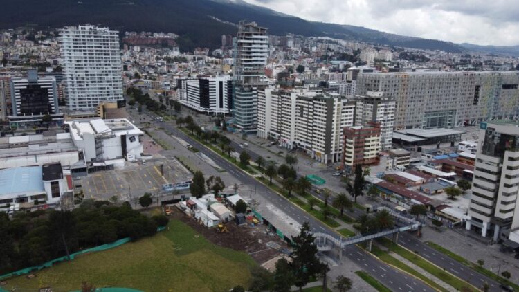 Ecuador elimina medidas restrictivas para ingreso de viajeros por el COVID-19