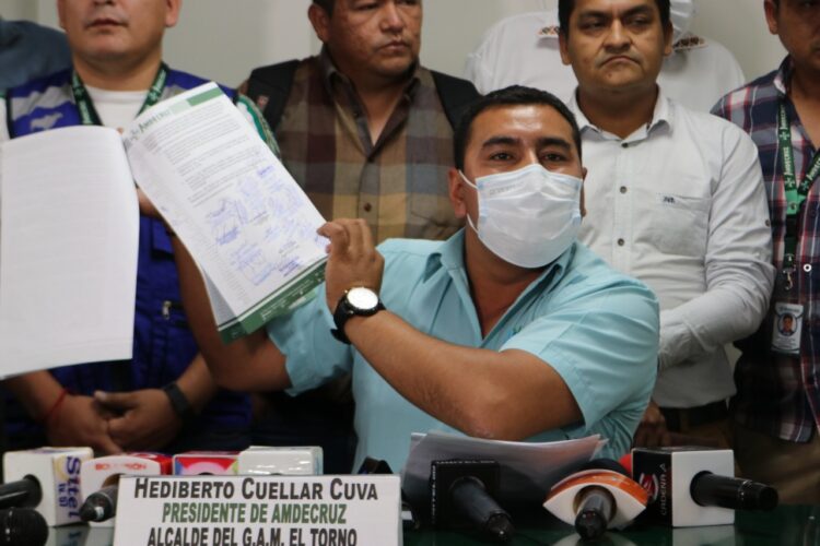 Alcaldes cruceños deciden no acatar el paro cívico