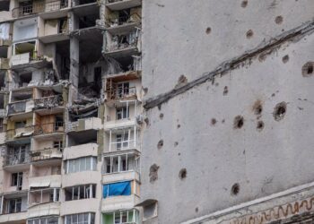 Altos funcionarios de la autoproclamada república de Donetsk son heridos.
