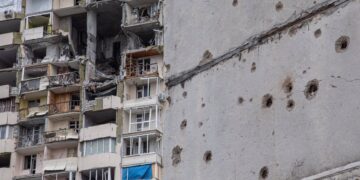 Altos funcionarios de la autoproclamada república de Donetsk son heridos.