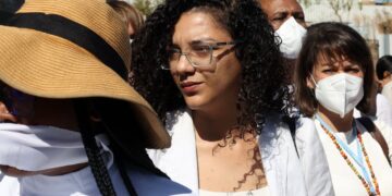 La familia del preso político egipcio-británico Alaa Abdel Fattah, en huelga de hambre desde hace siete meses en una prisión.