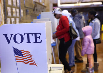 Más de 45 millones de personas han votado de forma anticipada en al menos 47 estados.