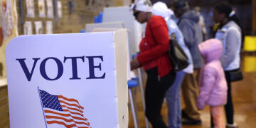 Más de 45 millones de personas han votado de forma anticipada en al menos 47 estados.