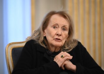 El Nobel, una institución ‘para los hombres’, según laureada del premio de literatura