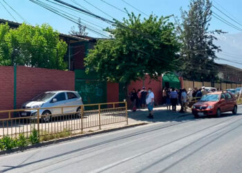 Al menos 14 estudiantes lesionados por bomba de ruido en escuela en Chile