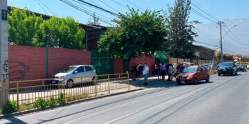 Al menos 14 estudiantes lesionados por bomba de ruido en escuela en Chile