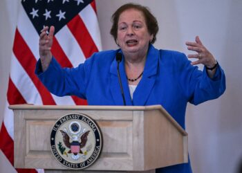 Estados Unidos quiere que Panamá sea retirado de las listas de paraísos fiscales y deje de ser visto como "sitio donde se esconde el dinero".