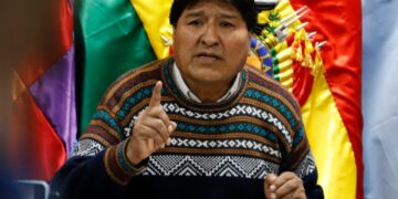 Evo Morales se estrella contra el ministro Lima por el anuncio de una investigación