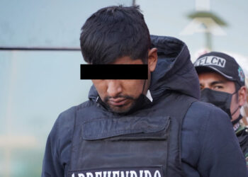 Cae un expolicía peruano en Yungas con un coche de placa de su país y droga