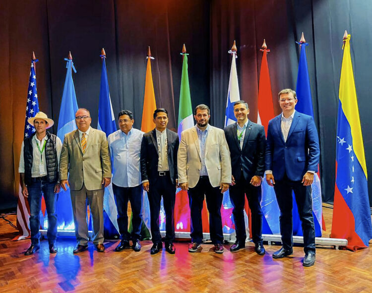 Gobierno entrega protocolos para exportación de semen, embriones y ganado cebú