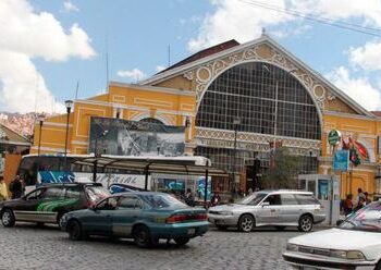 Oposición denuncia ‘acarreo’ de funcionarios al ‘cabildo del pueblo’ en Santa Cruz