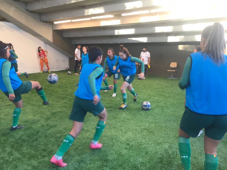 La selección femenina de fútbol jugará en Montevideo