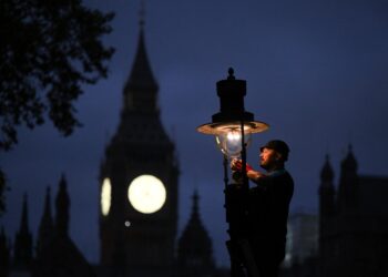 Las viejas farolas a gas de Londres, salvadas por la movilización de los vecinos