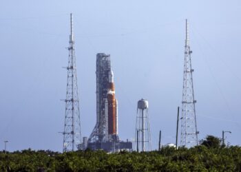 Cohete de la NASA hace su segundo intento de despegue a la Luna