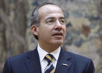El Gobierno mexicano confirma una investigación contra el expresidente Felipe Calderón por tráfico de armas
