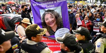 El Congreso de Ecuador abre una comisión de investigación por el feminicidio de una abogada