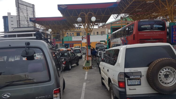 ANH: Se incrementa y garantiza la distribución de combustibles en Santa Cruz