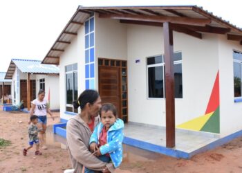 Con una inversión de Bs 13 MM, Gobierno entrega 145 viviendas en Cobija