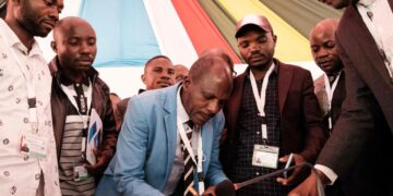El grupo rebelde M23 acuerda retirarse de los combates en RDC.