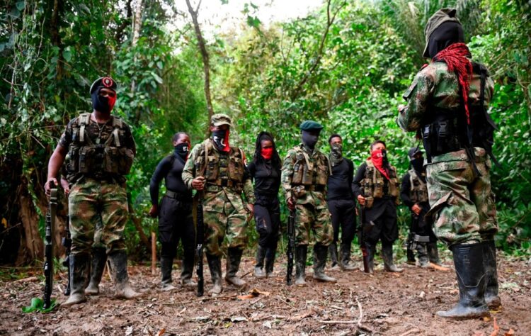 Gobierno de Colombia y guerrilla ELN retoman negociaciones en noviembre