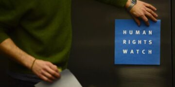 HRW exige al Gobierno de Sri Lanka que revierta una ley que restringe el derecho a protestar