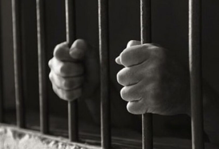Un hombre que violó y abusó a sus dos sobrinas es sentenciado a 28 años de cárcel