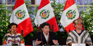 Obrador, informó que la cumbre de la Alianza del Pacífico, se suspendió debido a que el Congreso peruano no autorizó la asistencia de Castillo.