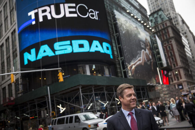 Dato de inflación en EEUU derrumba a Wall Street, Nasdaq cae más de 5%