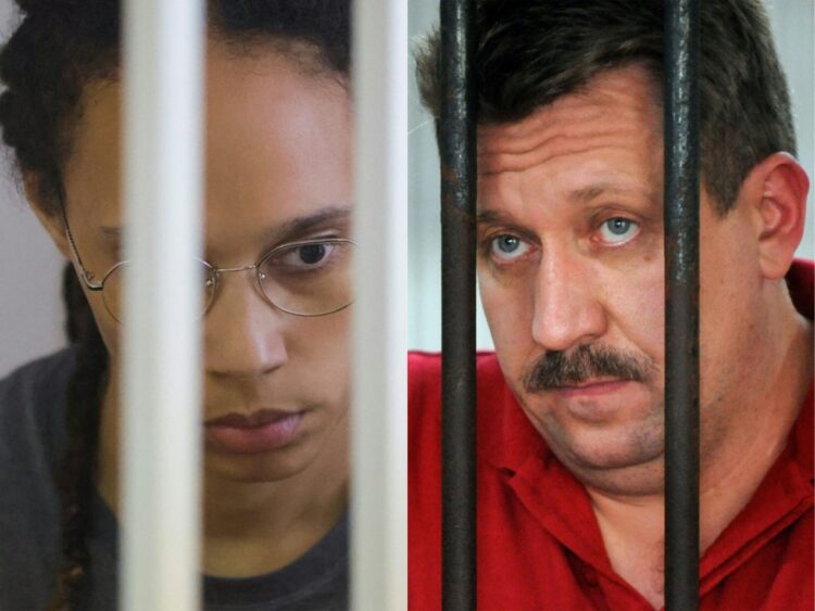 Brittney Griner y Viktor Bout, intercambiados en Abu Dabi. Foto: AFP.