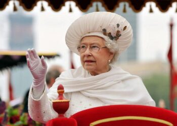 El Reino Unido inicia su largo y último adiós a Isabel II