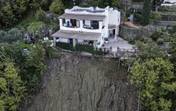 Una casa en el barrio alto de Casamicciola Terme, en Isquia, donde tuvo lugar la avalancha. Foto: AP.