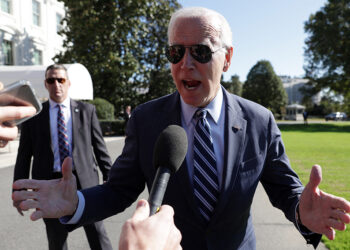 Biden prorroga por un mes la declaración de desastre en Puerto Rico por el paso del huracán ‘Ian’