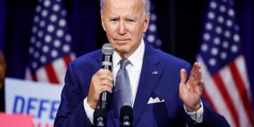 Biden, se reunirá el viernes con el príncipe Guillermo de Gales y su esposa Catalina durante una visita a Boston.