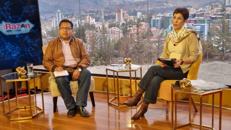 Juan José Jáuregui junto a Claudia Benavente. Foto: Oswaldo Aguirre