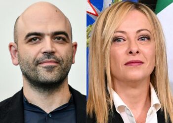 El escritor italiano Roberto Saviano (I) enfrenta el martes 15 de noviembre un juicio por difamación de la primera ministra italiana Giorgia Meloni (D). Foto: AFP.