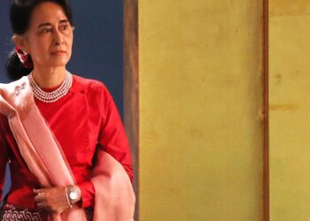 La líder civil birmana y Premio Nobel de la Paz, Aung San Suu Kyi, en una imagen de archivo de 2016. Foto: AFP.