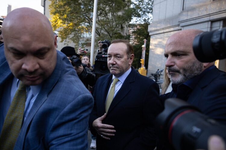 Jurado de Nueva York desestima acusaciones de agresión sexual contra Kevin Spacey