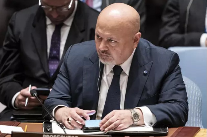 El fiscal jefe del TPI Karim Khan, ha emitido una solicitud para reanudar sus investigaciones.