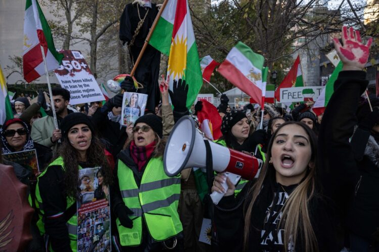 Irán, endurece su tono y bombardea el Kurdistán en el vecino Irak, refugio de una virulenta oposición kurda iraní.