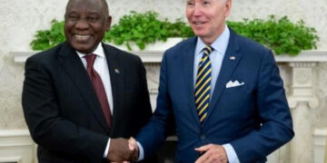 Sudáfrica y EEUU prometen estrechar lazos tras diferencias sobre Ucrania