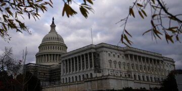 El Senado de Estados Unidos aprobó una ley que protege el matrimonio entre personas del mismo sexo en todo el país.