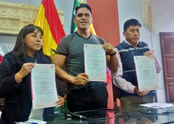 Aprueban una ley municipal de apoyo integral a hijos de víctimas de feminicidio en Sucre
