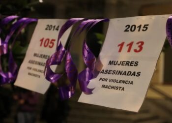 Bruselas crea línea 116 016 para apoyar a víctimas de violencia de género.