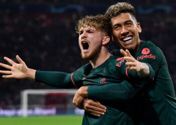 Liverpool pasa a octavos